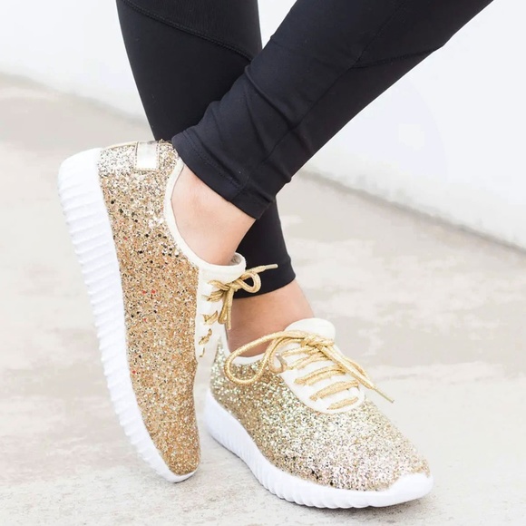 Shoes - NEW🔥 Sparkling Gold Glitter Lace Up Light-Weight Gym Sneaker